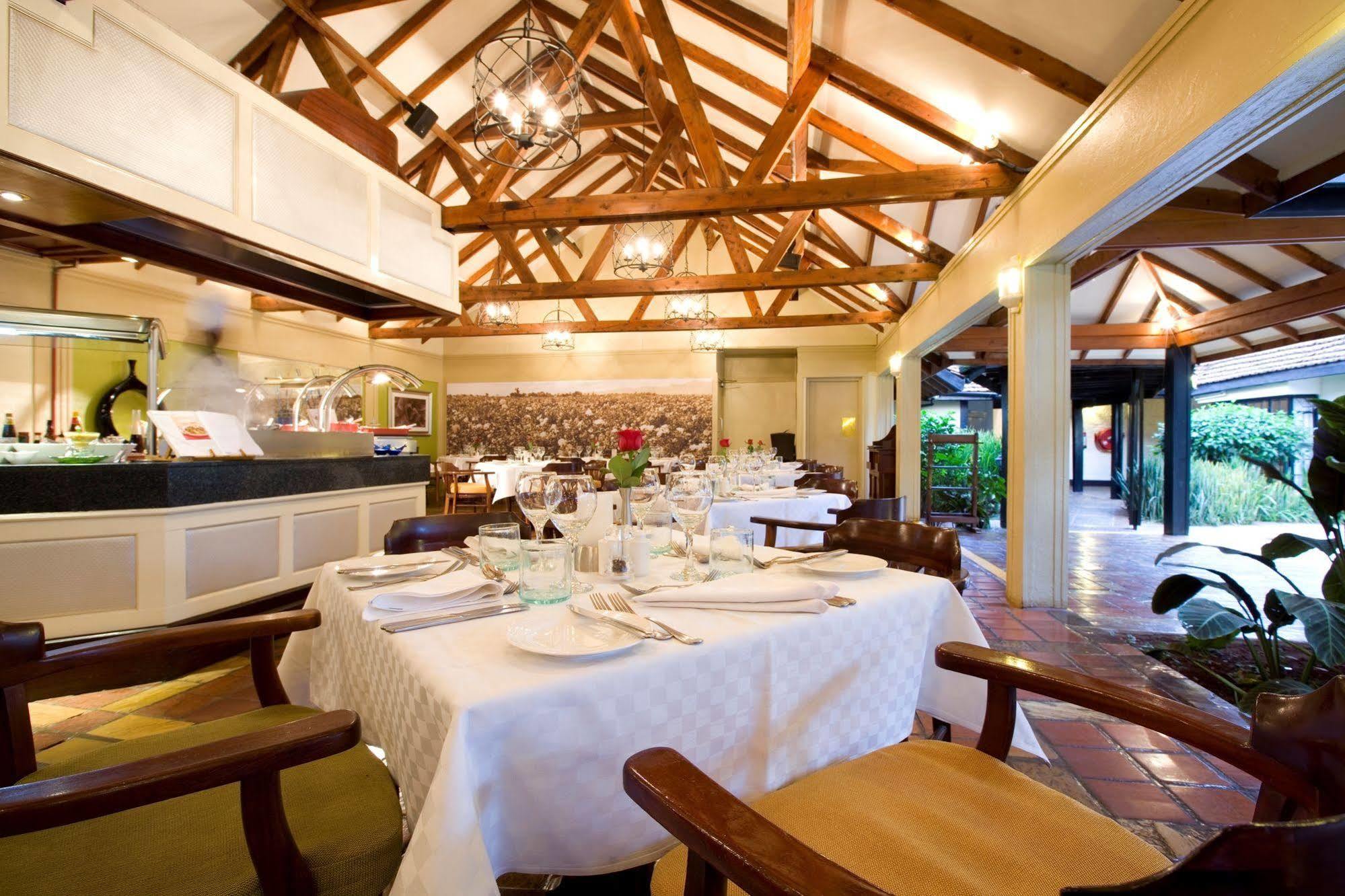 Southern Sun Mayfair ניירובי מראה חיצוני תמונה